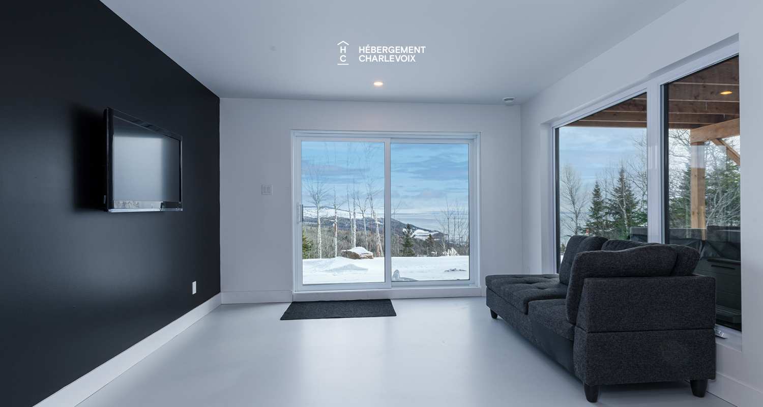 DIS-534 - An incredible view awaits you!